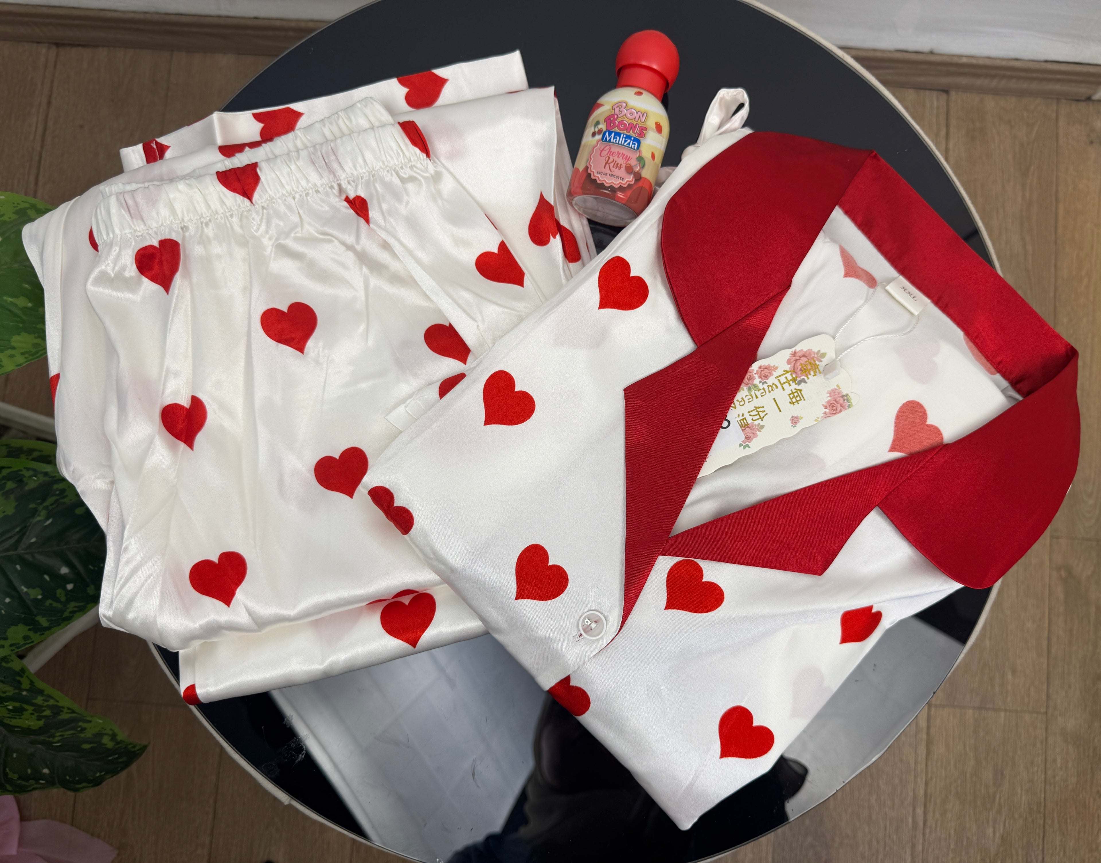 ❣️بيجامة القلوب❣️