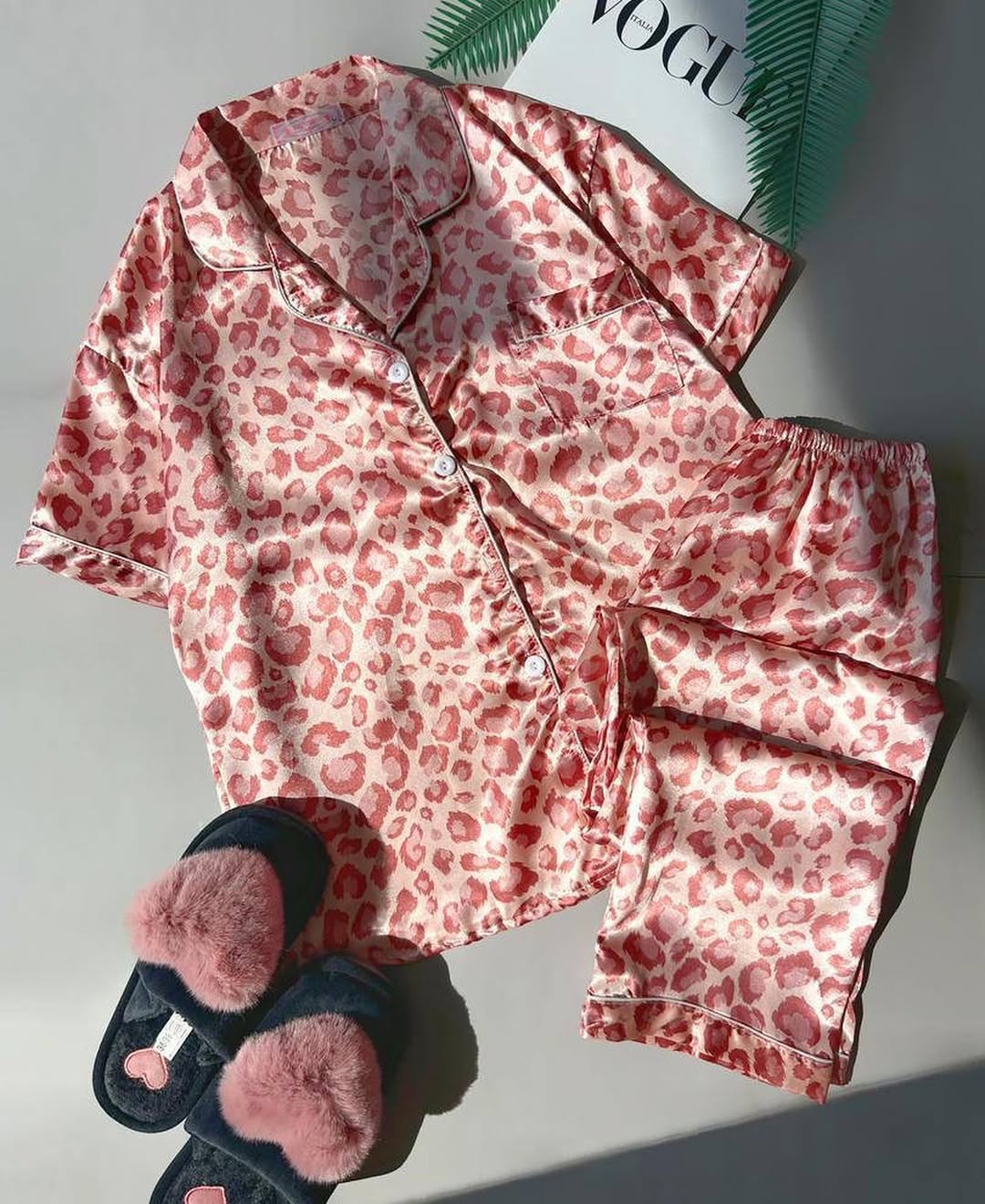 🦢بيجامة الساتان للأميرات🪞