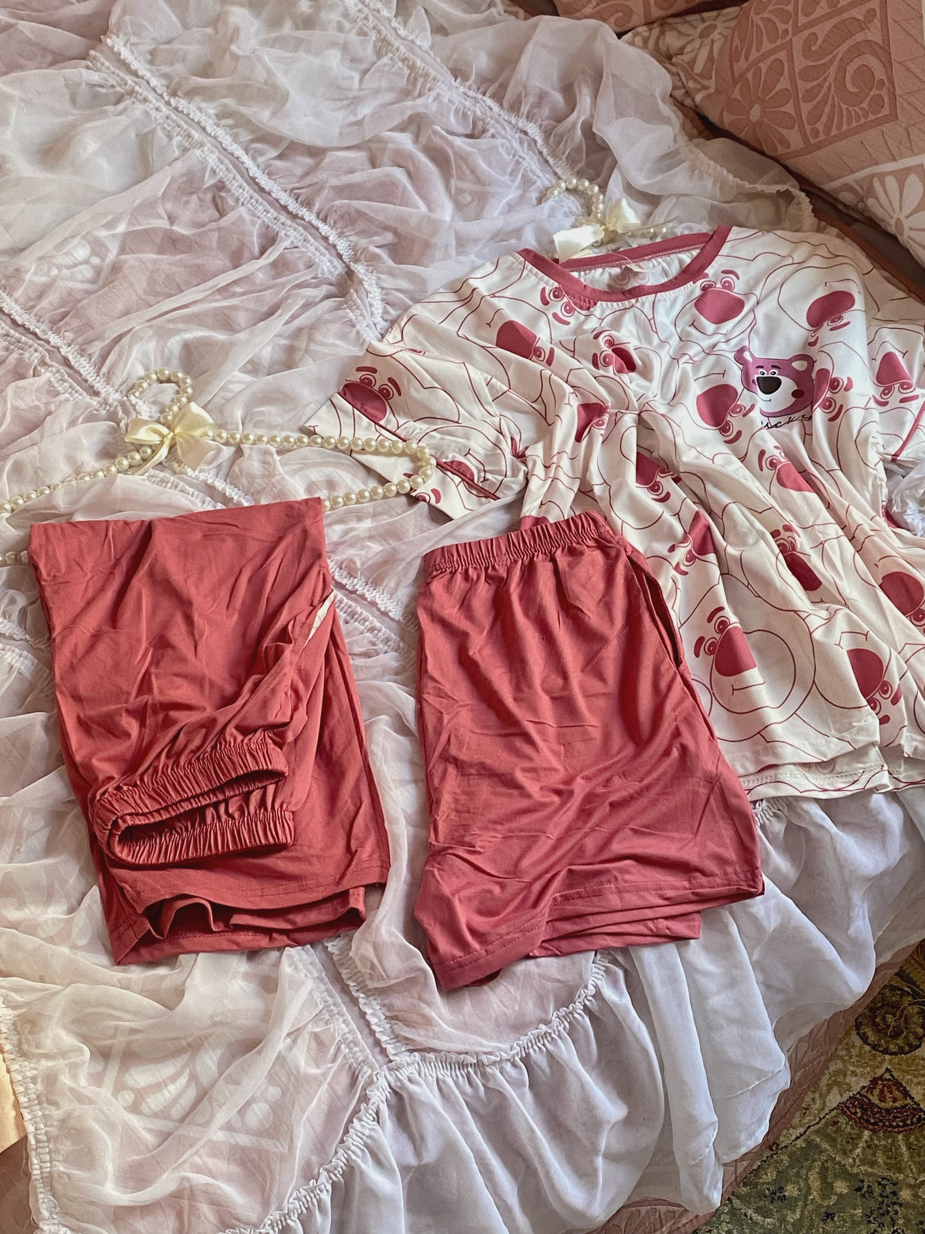 🦢بيجامة 3 قطع ناعمة🪞