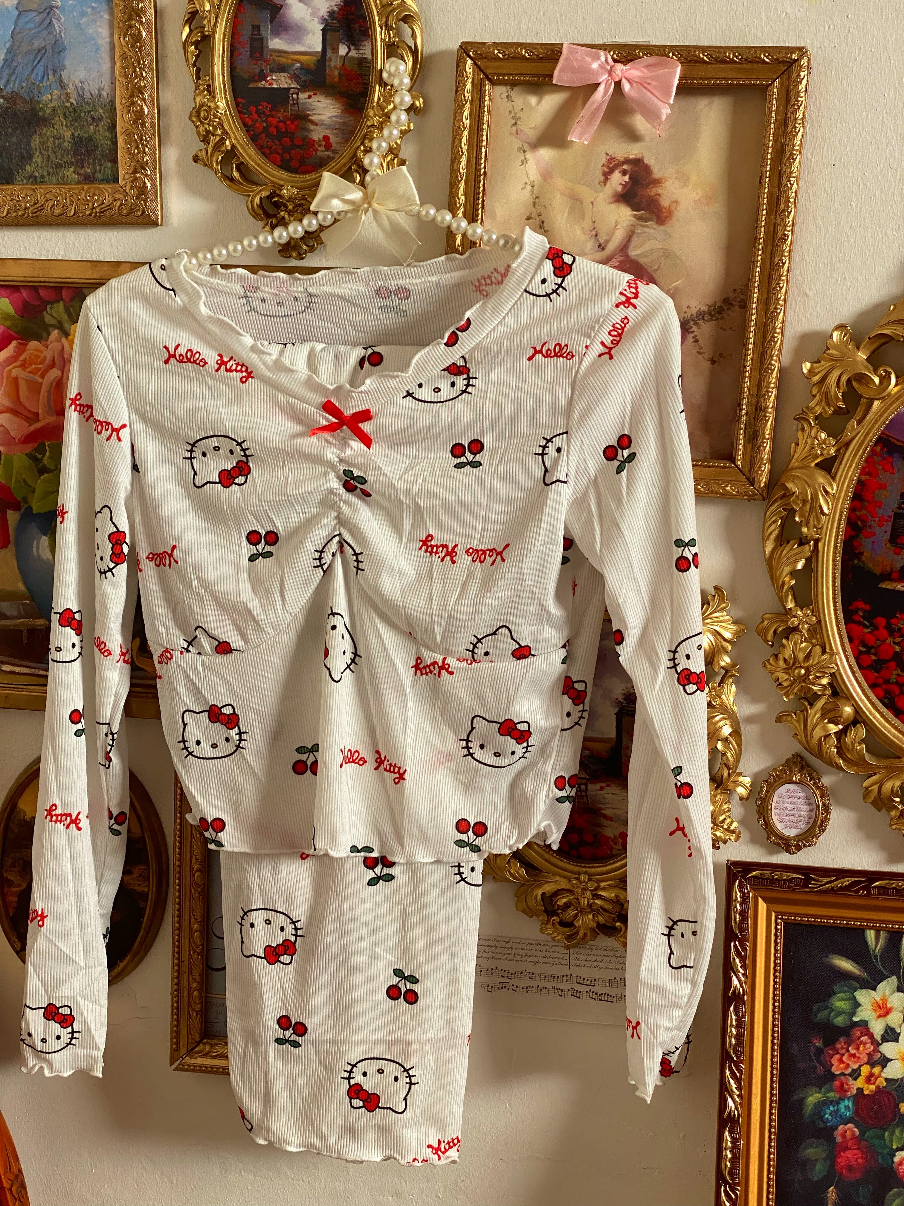 🍄بيجامة هيلوا كيتي🐱