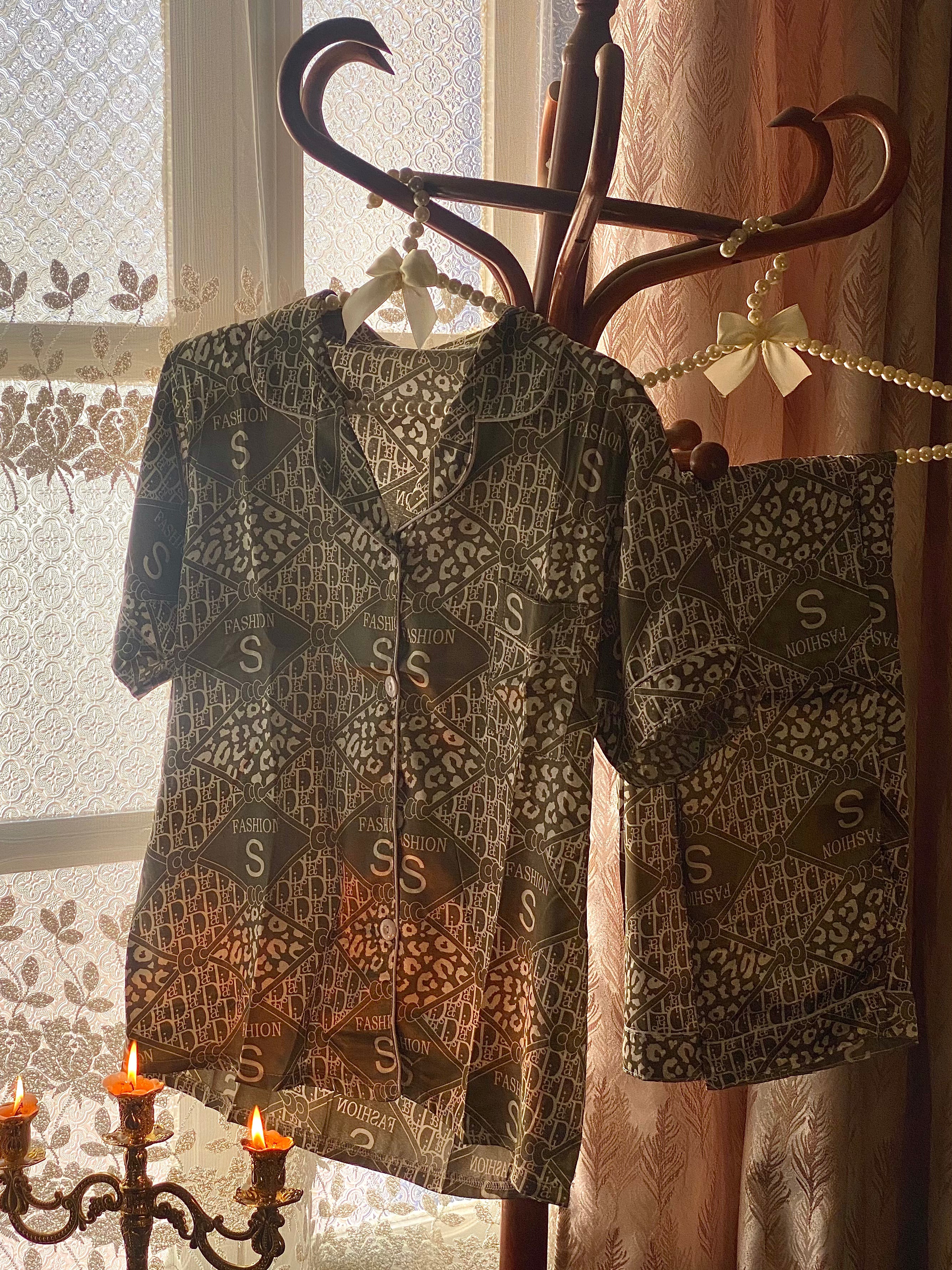 🦢بيجامة الساتان للأميرات🪞