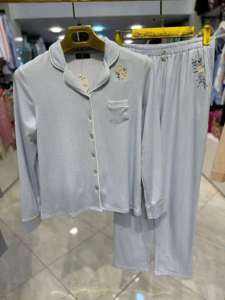 ❄بيجامة لبرودي❄