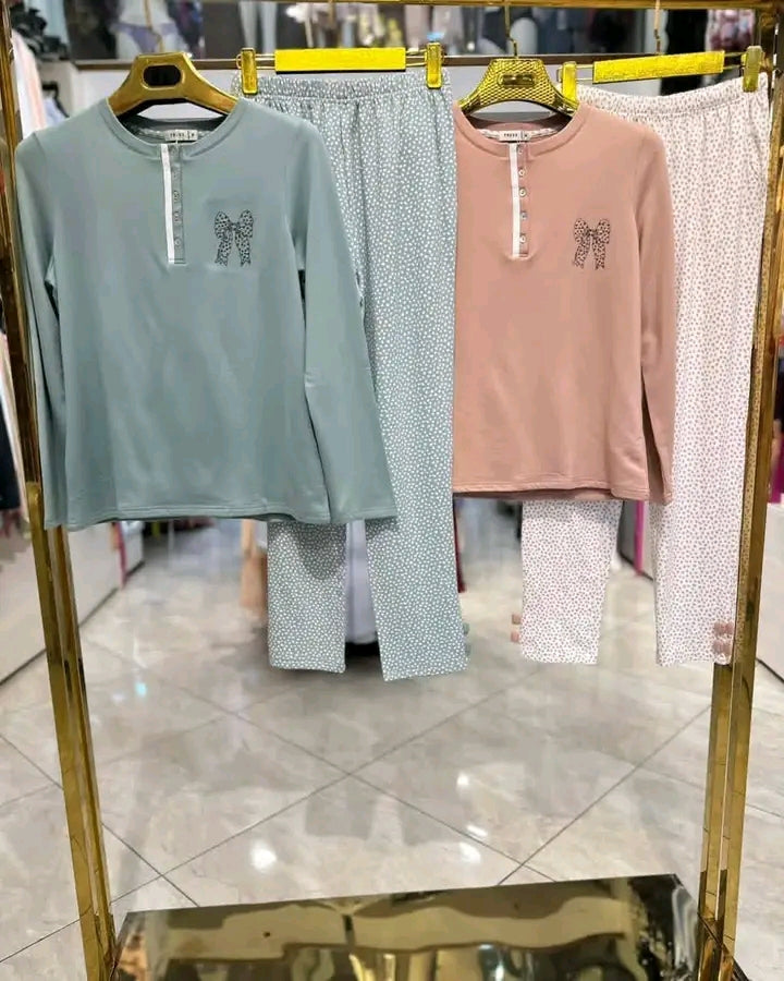 🩷بيجامة الفيونكا💚