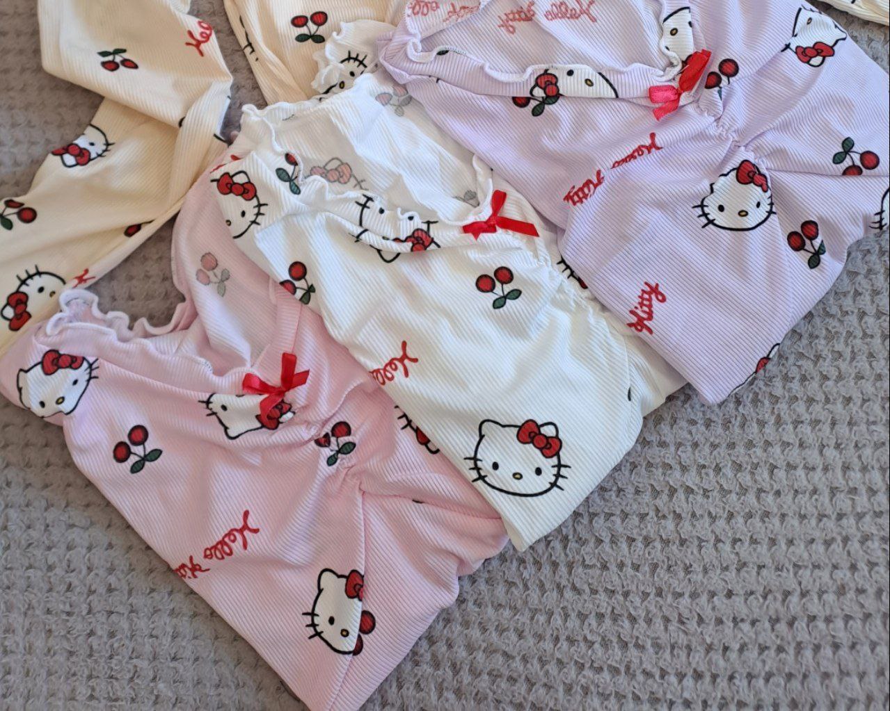 🍄بيجامة هيلوا كيتي🐱